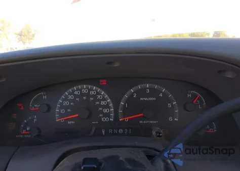 2000 Ford F150 z USA, uszkodzony, nr VIN 1FTRF18W8YNB89371